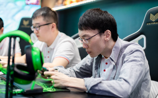 GEN战队成功战胜T1引发电竞热潮